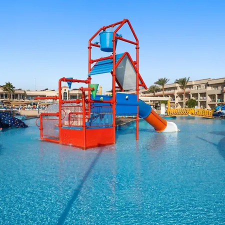 Pickalbatros Royal Moderna Sharm "Aqua Park"-3